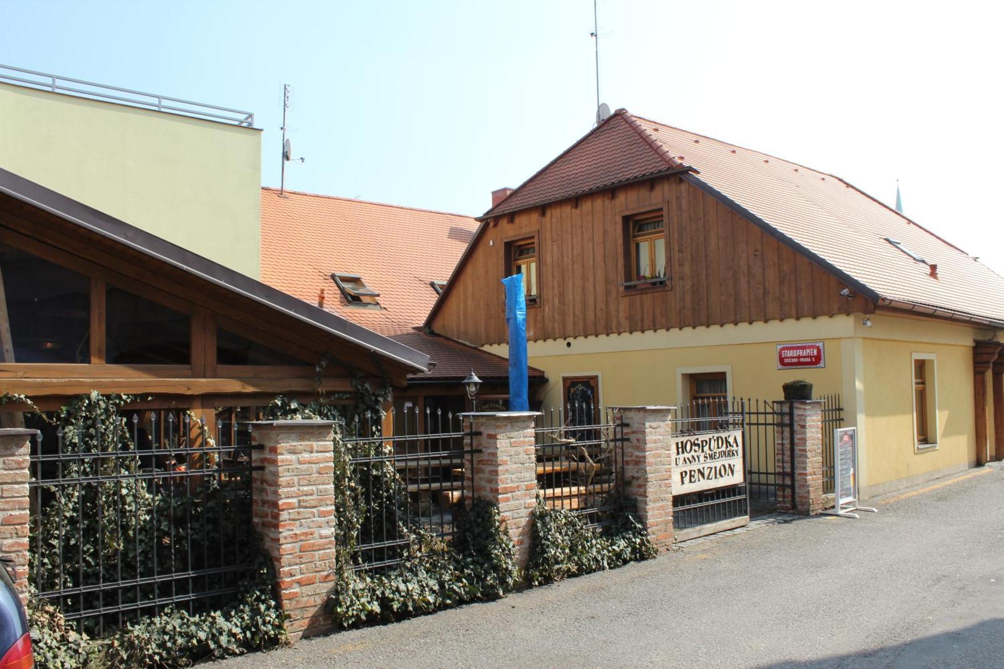 U Anny Smejdirky Apartment Нимбурк Екстериор снимка