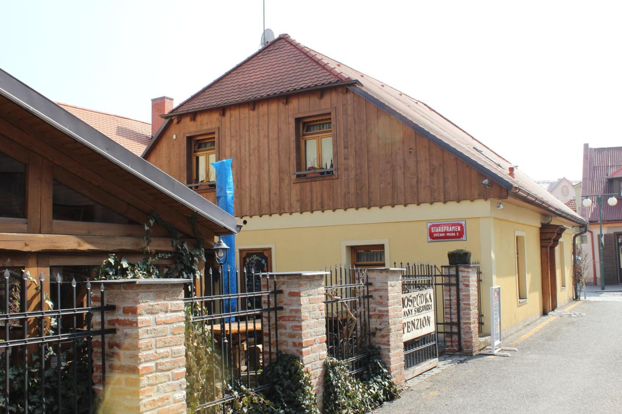 U Anny Smejdirky Apartment Нимбурк Екстериор снимка