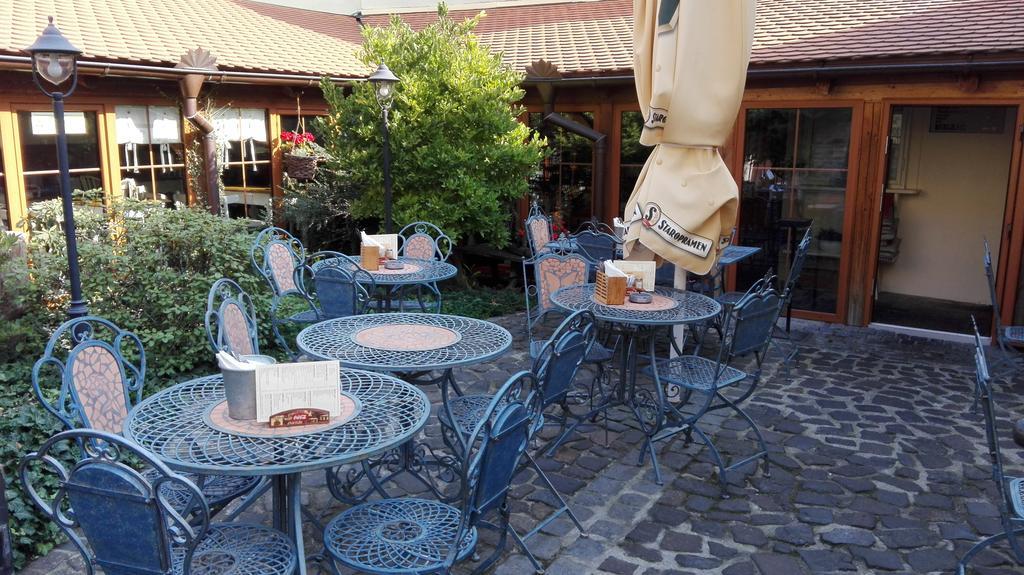 U Anny Smejdirky Apartment Нимбурк Екстериор снимка