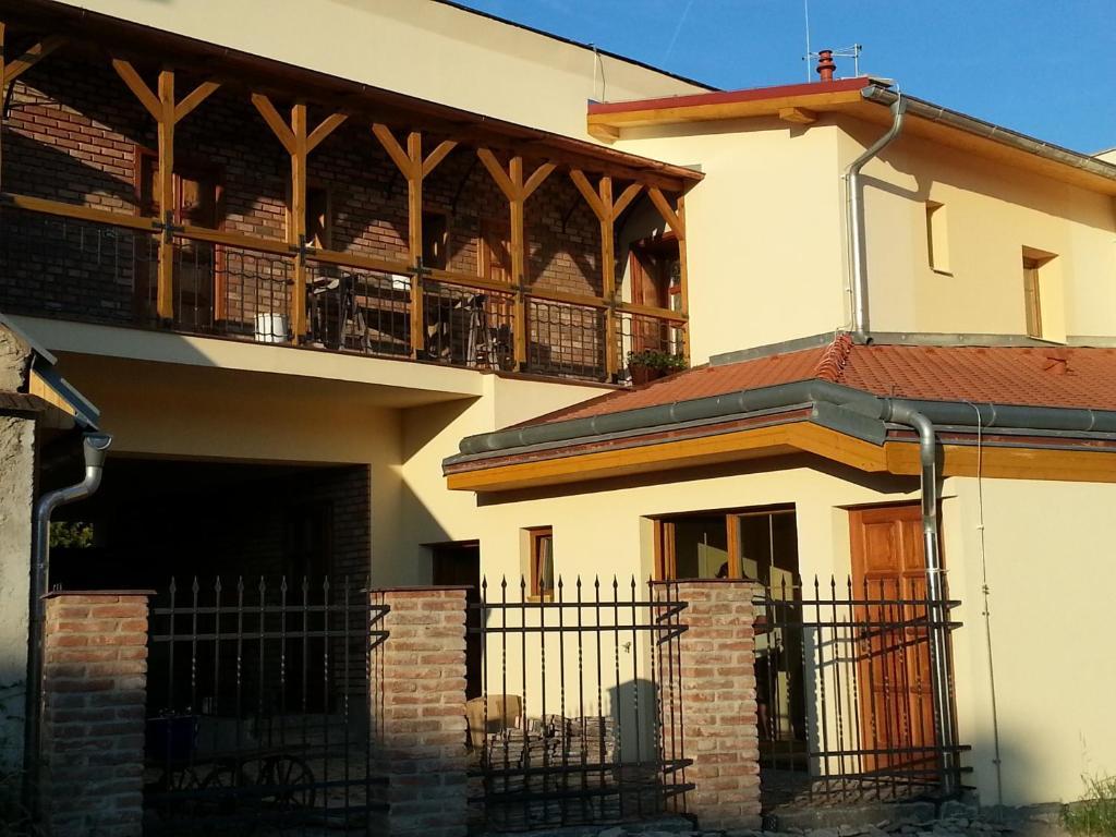 U Anny Smejdirky Apartment Нимбурк Екстериор снимка