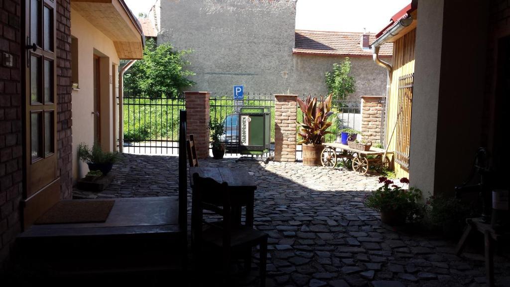 U Anny Smejdirky Apartment Нимбурк Екстериор снимка